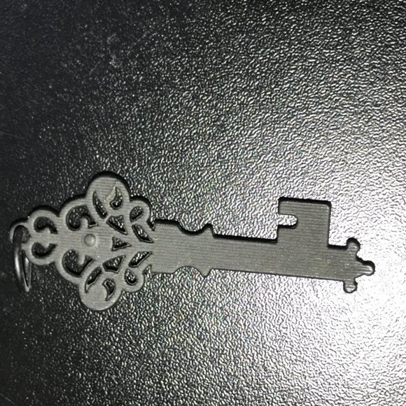 Black and Red Key Pendant - Picture 5 of 12